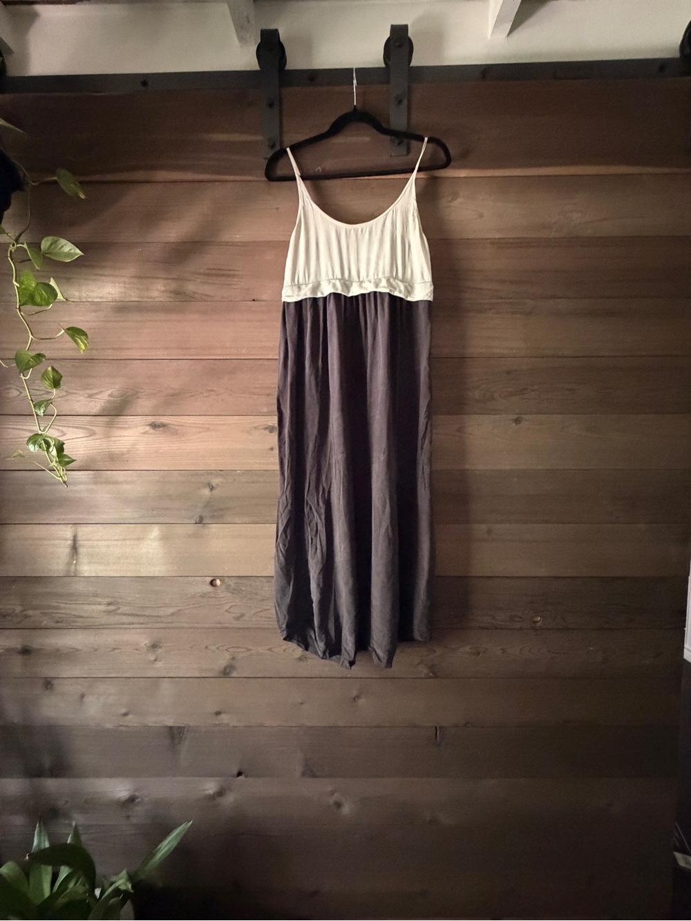 100% silk Wilfred Two-Tone Midi Dress in white & black
